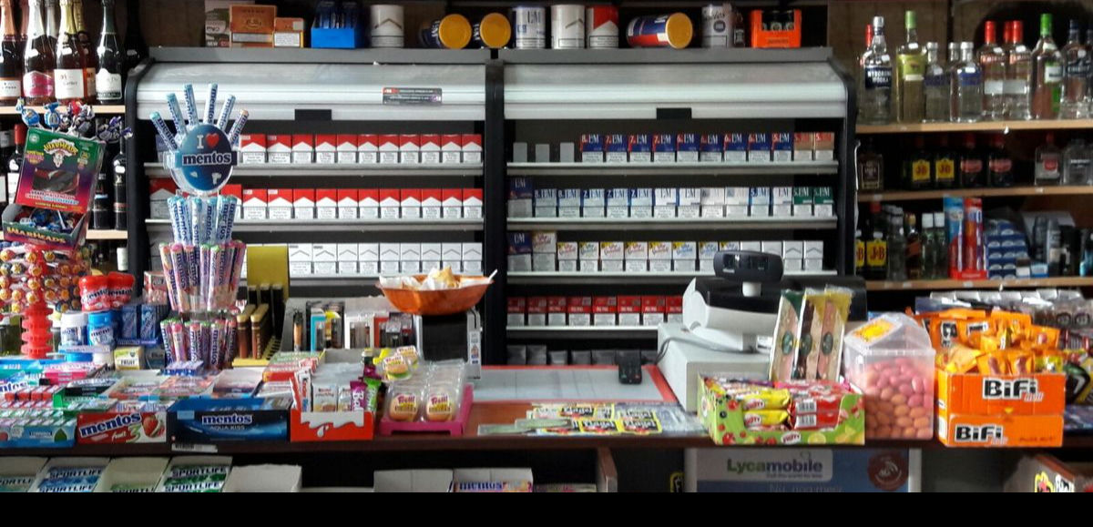 Justine Smoke Shop